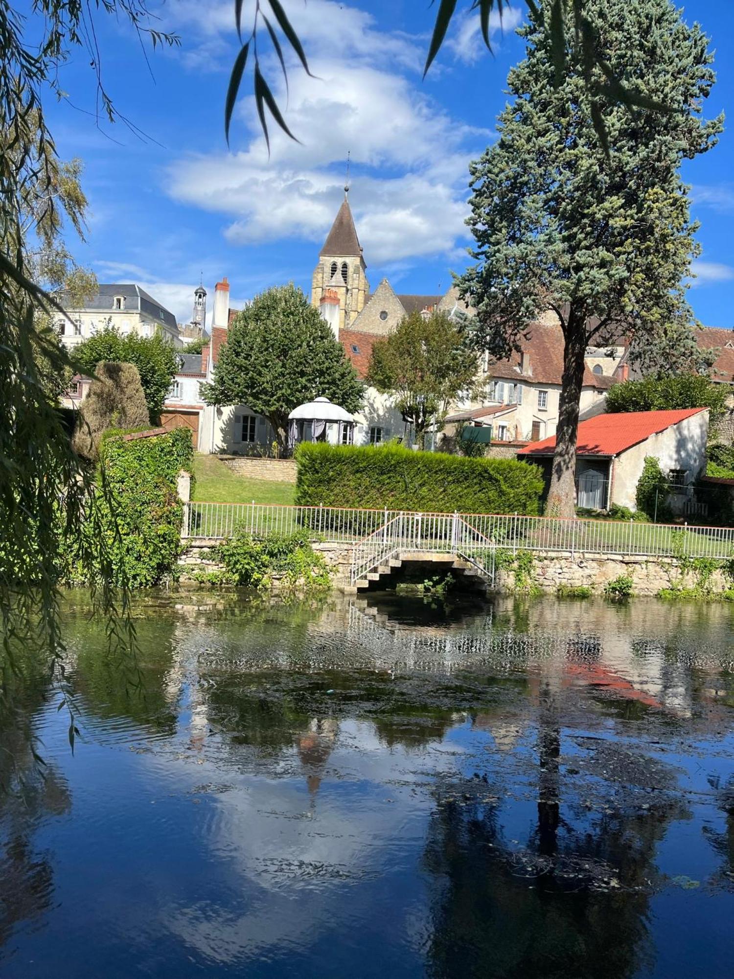 La Confiserie , Vierzon , Proche Gare , Tout Confort المظهر الخارجي الصورة